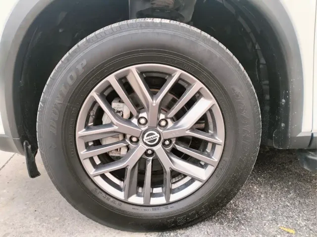 Nissan X-Trail — Фото автомобиля 7