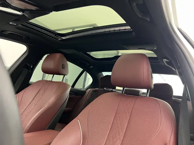 BMW 5 Series — Фото автомобиля 4