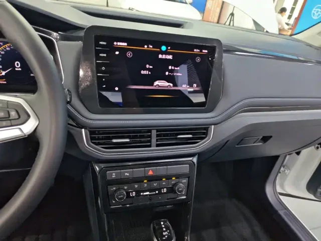 Volkswagen Tharu — Фото автомобиля 12