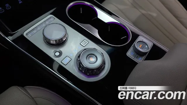 Genesis GV80 — Фото автомобиля 12