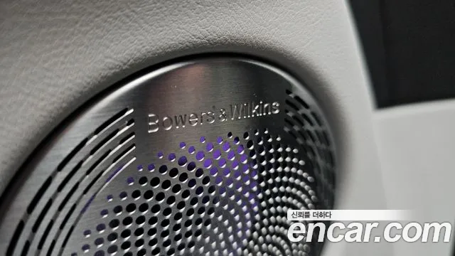 BMW XM — Фото автомобиля 24