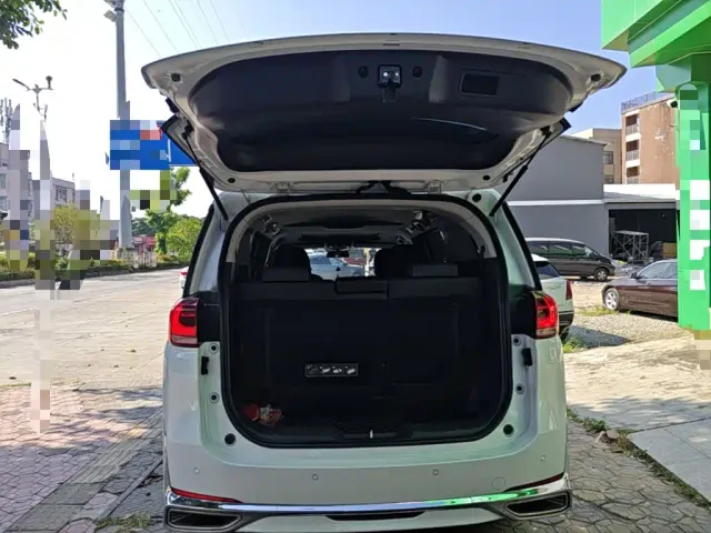 GAC Trumpchi M8 — Фото автомобиля 18