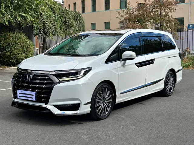 Фотография автомобиля — Honda Elysion