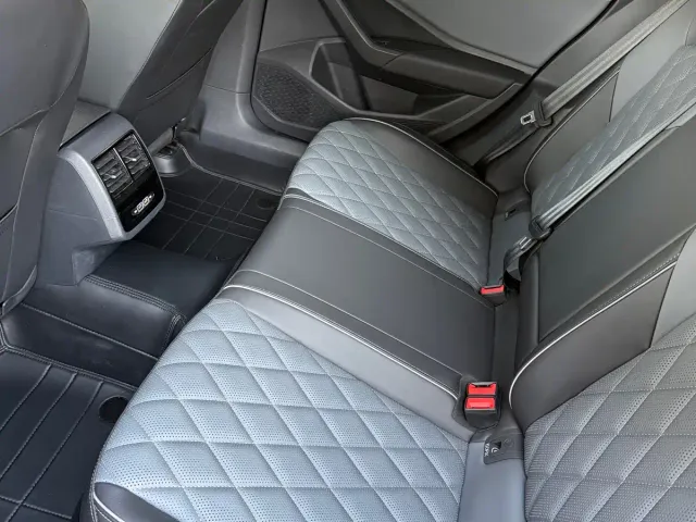 Volkswagen Sagitar — Фото автомобиля 12