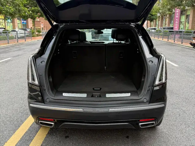 Cadillac XT5 — Фото автомобиля 12