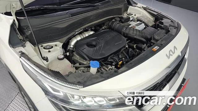 Kia Seltos Seltos Бензин 1.6 турбо 2WD — Фото автомобиля 6