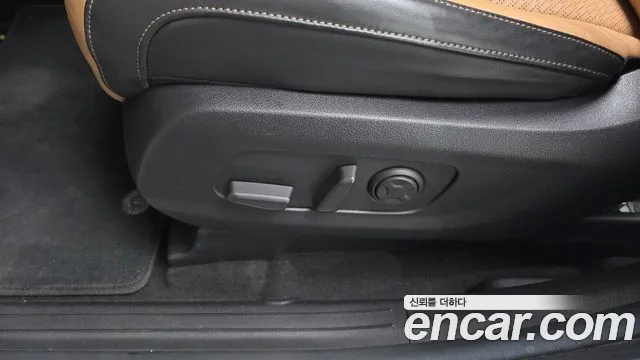 Kia Canival Carnival 4 поколение Бензин 7 мест Signature — Фото автомобиля 28