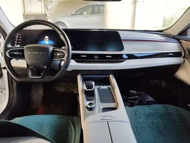 Chery Arrizo 8 — Фото автомобиля 9