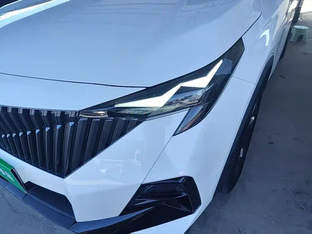 GAC Trumpchi GS3 — Фото автомобиля 23