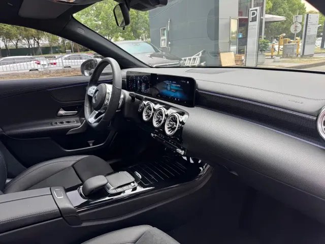 Mercedes-Benz Mercedes-Benz A-Class 2022 A 200 L Sport Sedan Style — Фото автомобиля 13