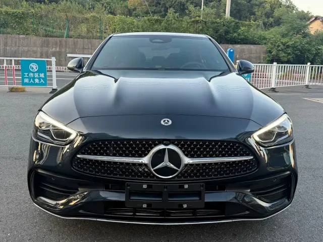 Mercedes-Benz C-Class — Фото автомобиля 2