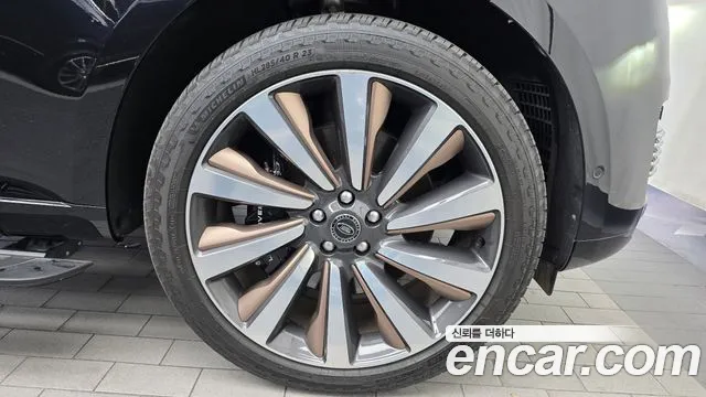 Land Rover Range Rover — Фото автомобиля 6
