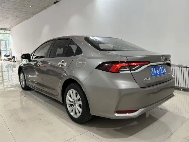 Toyota Corolla — Фото автомобиля 16
