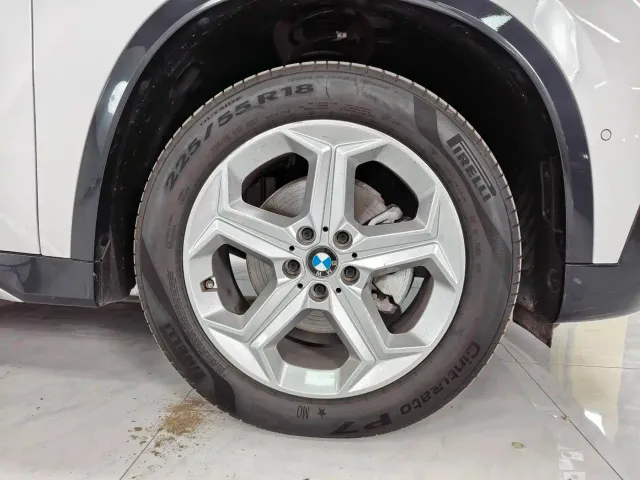 BMW X1 — Фото автомобиля 4