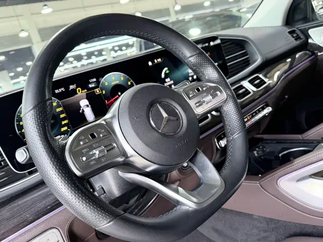 Mercedes-Benz GLS-Class — Фото автомобиля 9