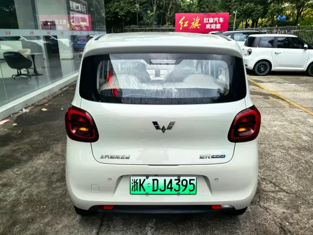 Wuling Hongguang Mini EV — Фото автомобиля 10