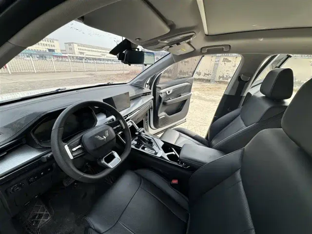 Wuling Asta — Фото автомобиля 15