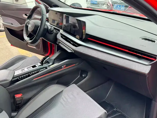 Geely Binrui — Фото автомобиля 8