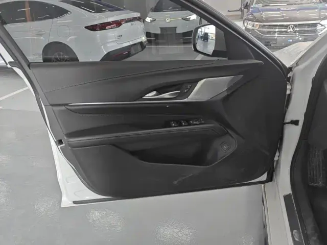 Cadillac CT4 — Фото автомобиля 7