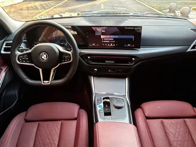 BMW i3 — Фото автомобиля 8