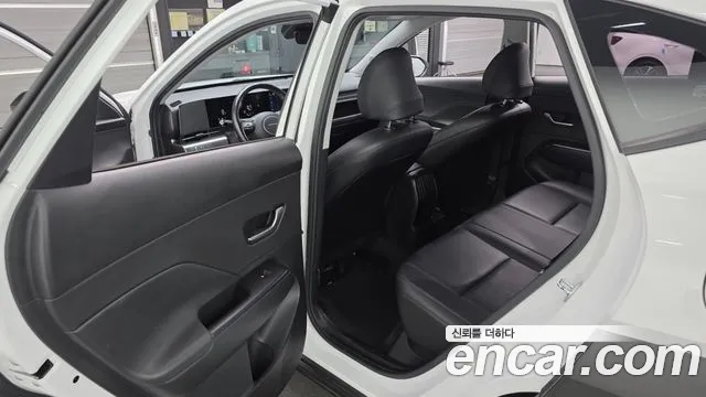 Hyundai Kona — Фото автомобиля 11