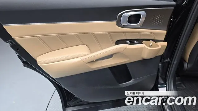 Kia Sorento Новый Sorento 4 поколение Бензин 2.5T 4WD — Фото автомобиля 24