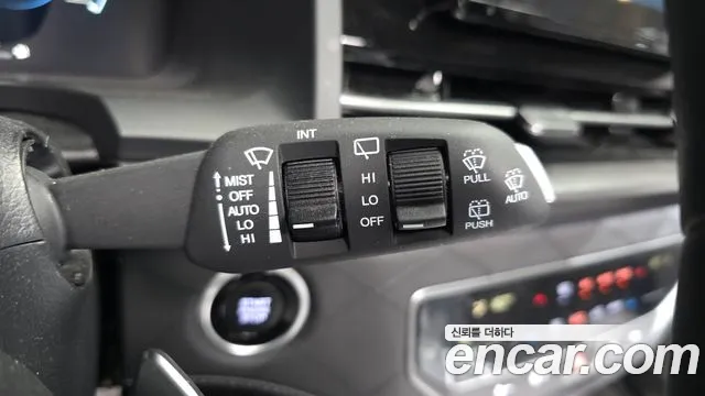 KG_Mobility_Ssangyong Rexton Rexton Arena Дизель 2.2 4WD — Фото автомобиля 24