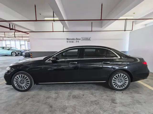 Mercedes-Benz E-Class — Фото автомобиля 6