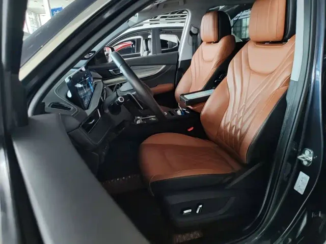 Chery Tiggo 8 PLUS — Фото автомобиля 14