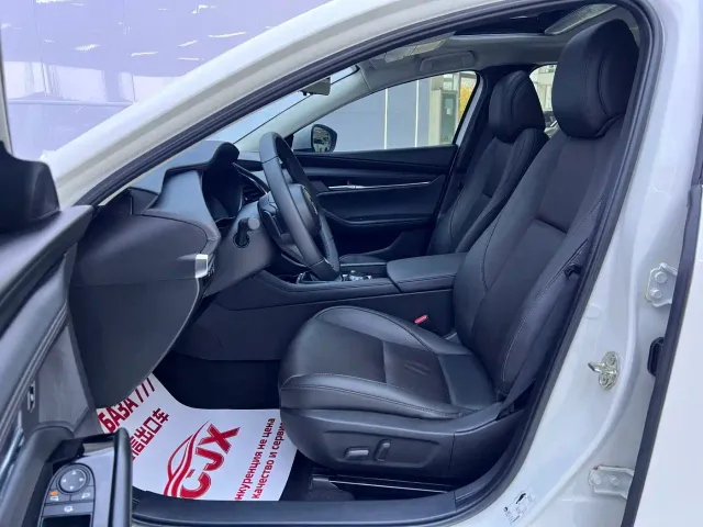 Mazda Axela — Фото автомобиля 7