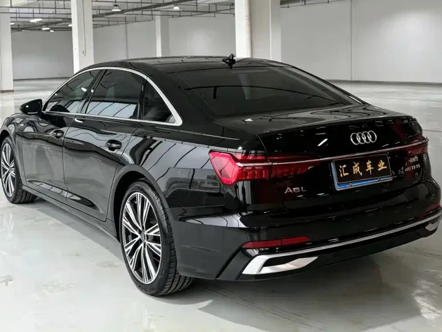 Audi A6L — Фото автомобиля 9
