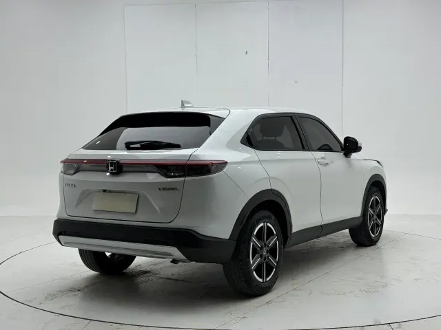 Honda Vezel — Фото автомобиля 4