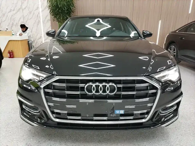 Audi A6L — Фото автомобиля 2