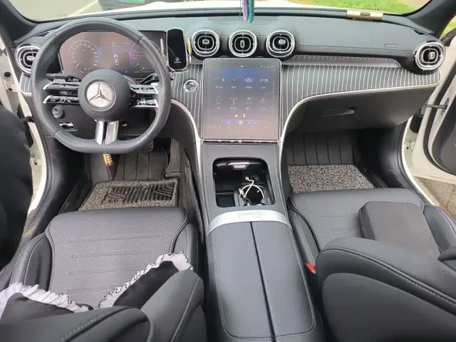 Mercedes-Benz C-Class — Фото автомобиля 10