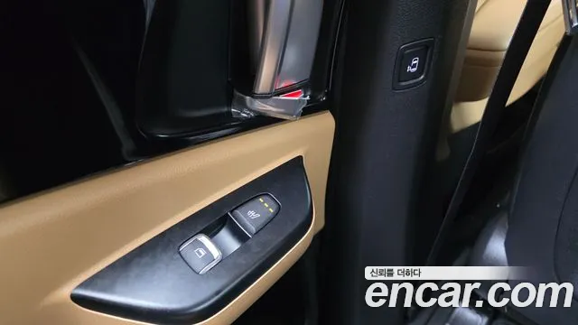 Kia Canival Carnival 4 поколение Дизель 9 мест Prestige — Фото автомобиля 16