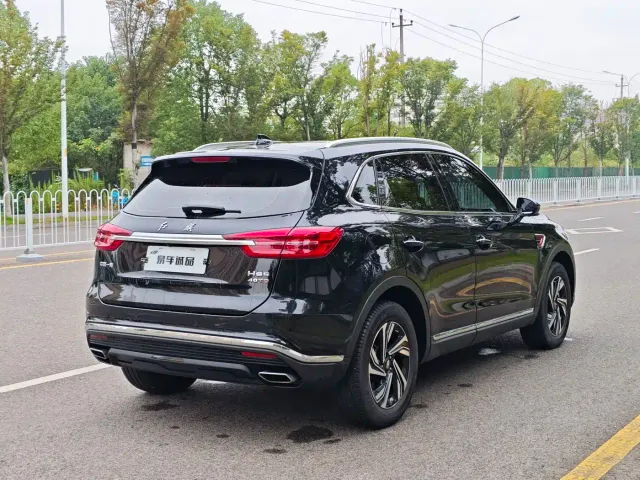 Hongqi HS5 — Фото автомобиля 8