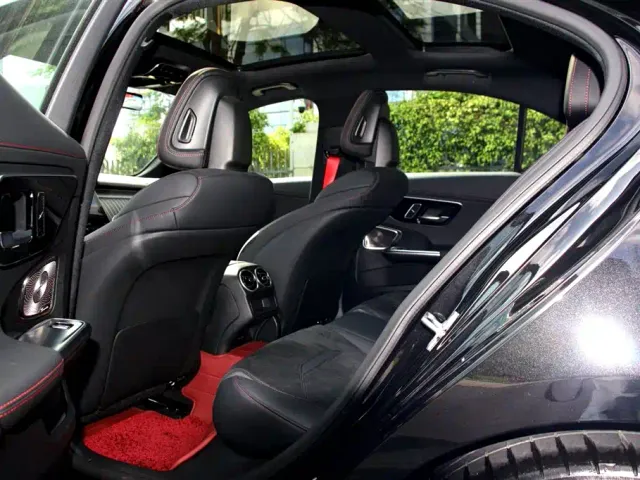 Mercedes-Benz C-Class AMG — Фото автомобиля 9