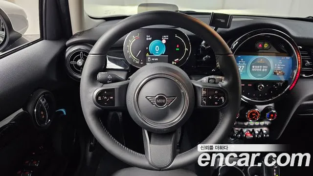 Mini Cooper Cooper 5 дверей Classic — Фото автомобиля 12