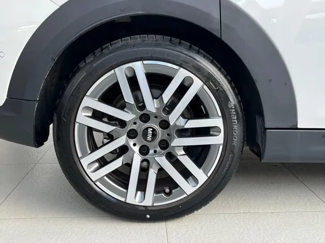 MINI Hatch — Фото автомобиля 9