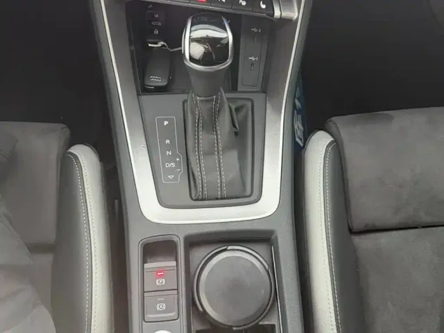 Audi Q3 — Фото автомобиля 12