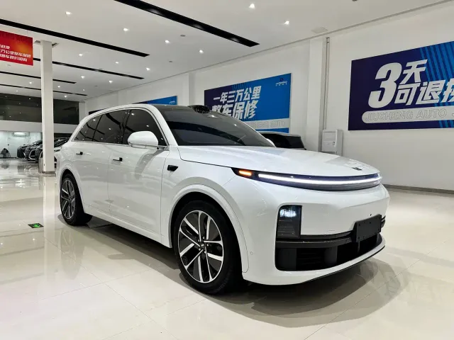 Li Auto L7 — Фото автомобиля 4