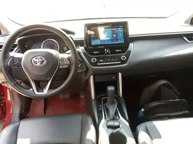 Toyota Corolla Cross — Фото автомобиля 9