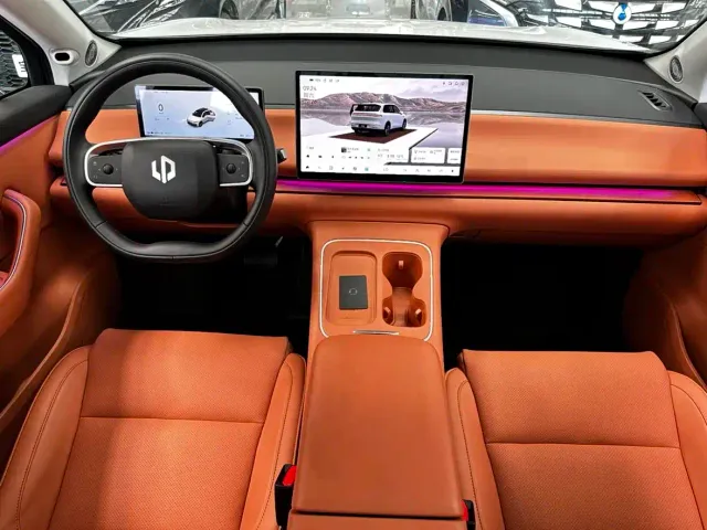 Leapmotor C10 — Фото автомобиля 12