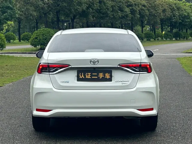 Toyota Corolla — Фото автомобиля 4