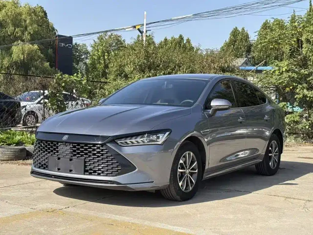Фотография автомобиля — BYD Qin PLUS