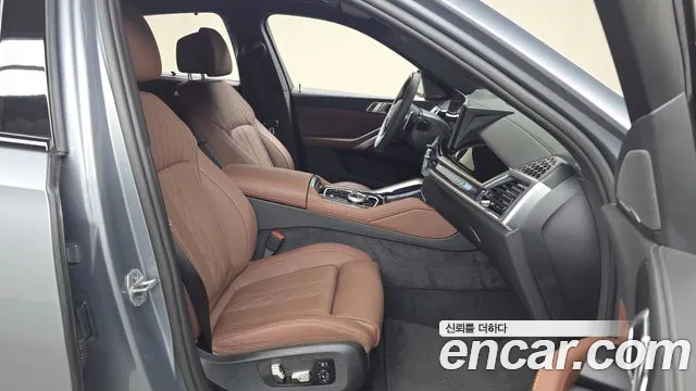 BMW X6 xDrive40i M Sport — Фото автомобиля 10