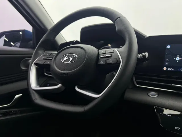 Hyundai Elantra — Фото автомобиля 16