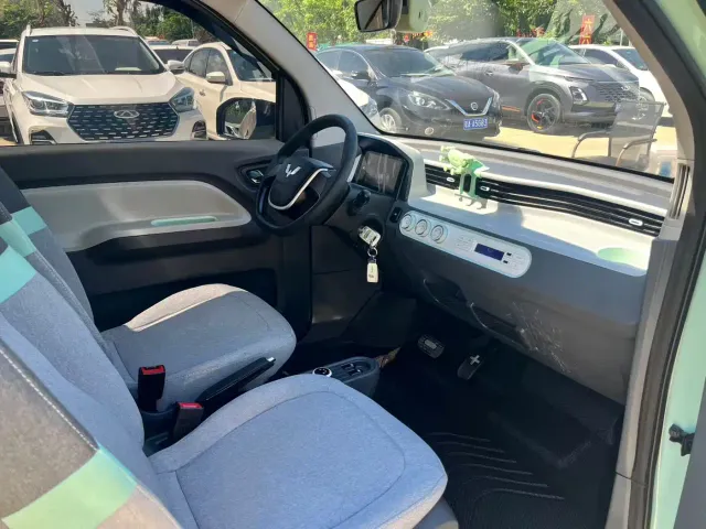 Wuling Hongguang Mini EV — Фото автомобиля 6