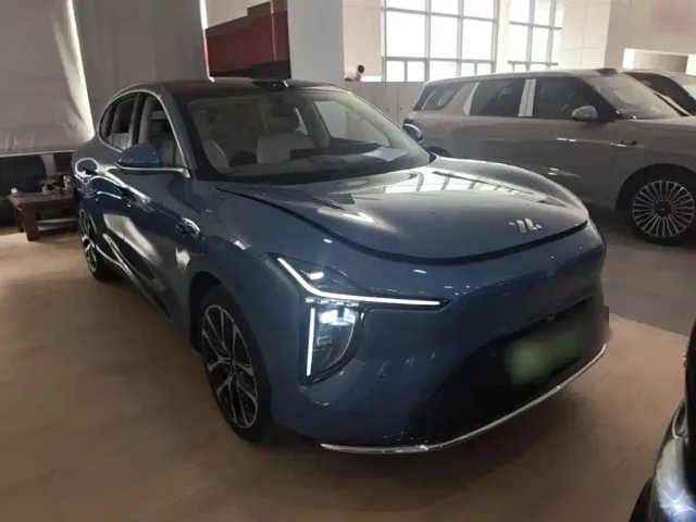 IM Motors LS6 — Фото автомобиля 3