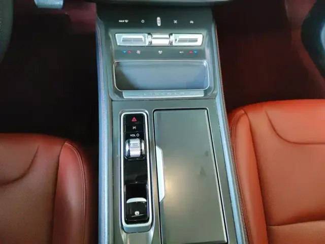Lincoln Z — Фото автомобиля 16